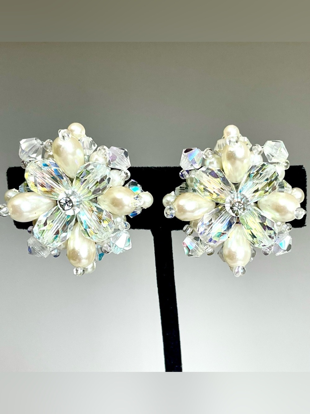 Lois Ann 1950s Vintage AB Aurora Borealis Crystal Pearl Cluster Clip Earrings